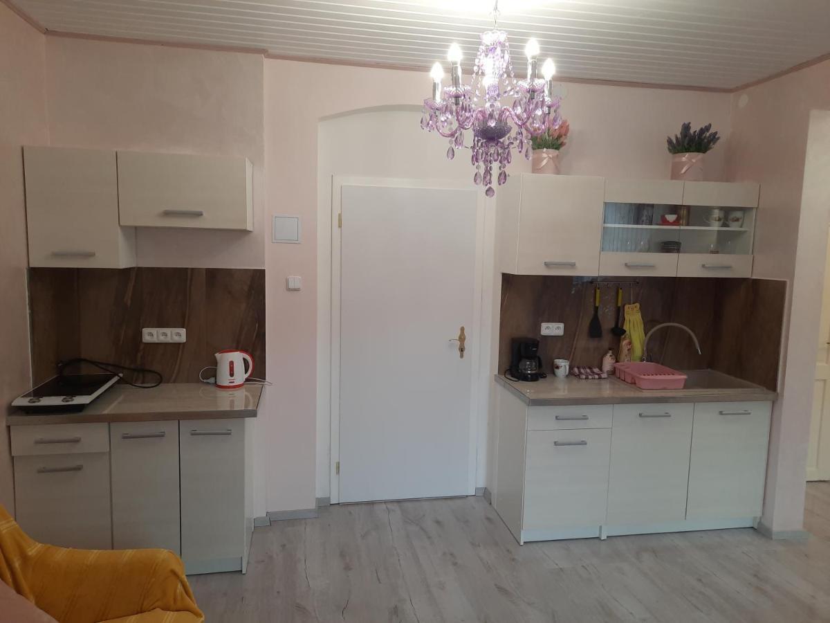 Apartamento Fantasy Karlovy Vary Exterior foto