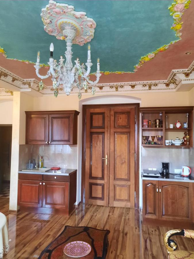 Apartamento Fantasy Karlovy Vary Exterior foto