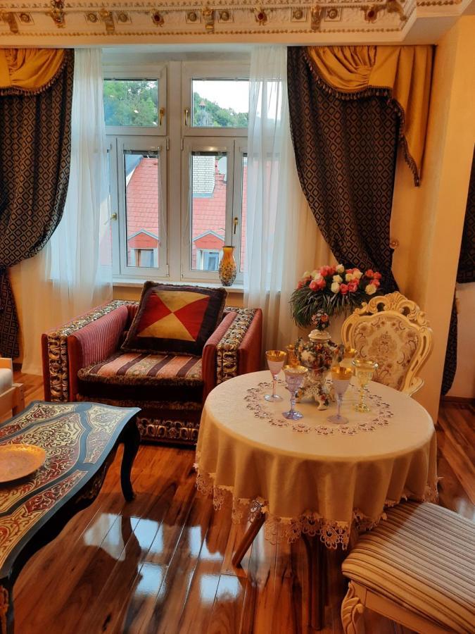 Apartamento Fantasy Karlovy Vary Exterior foto