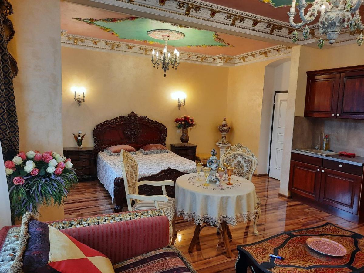 Apartamento Fantasy Karlovy Vary Exterior foto