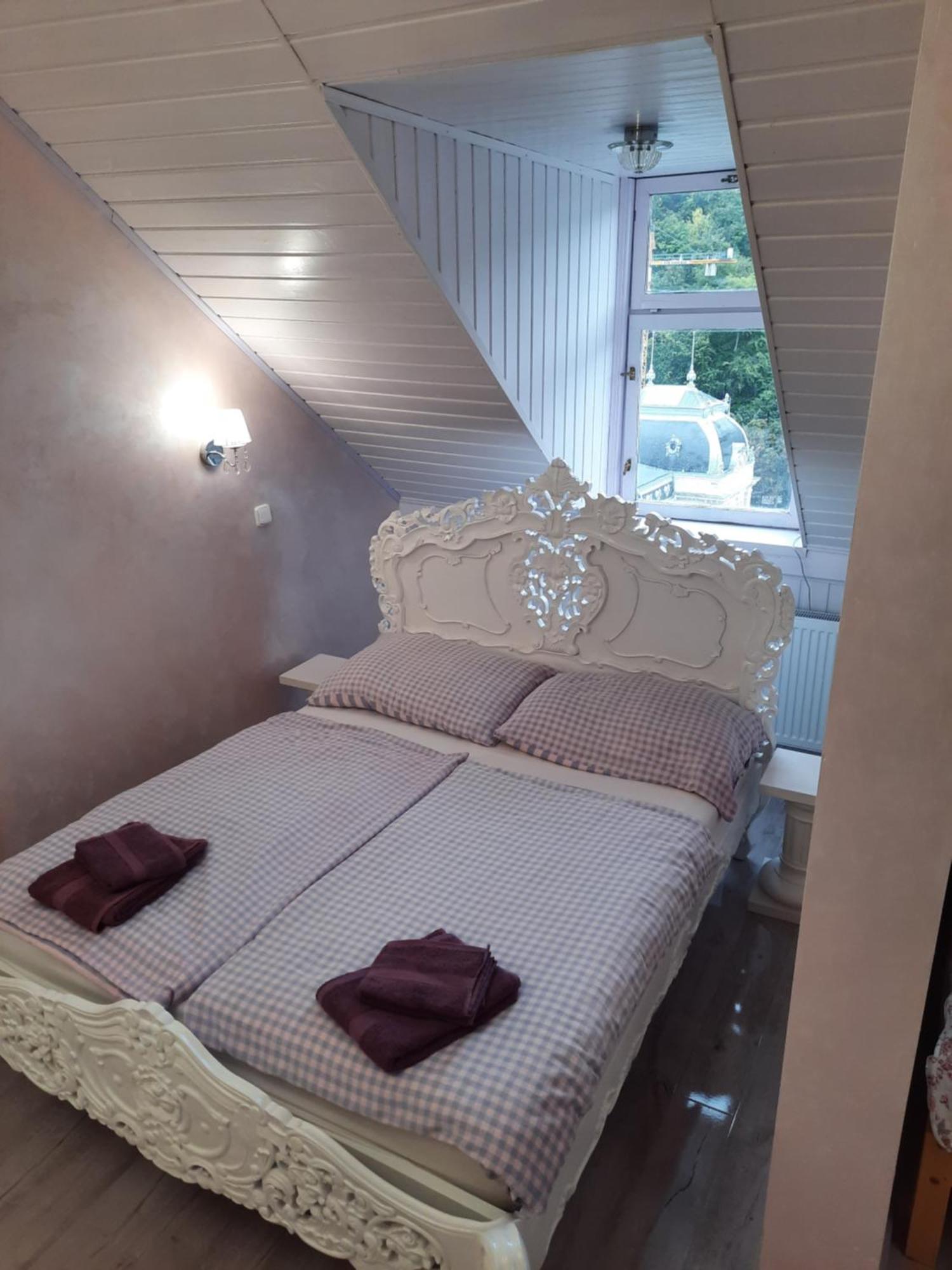 Apartamento Fantasy Karlovy Vary Exterior foto